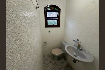 Casa para alugar com 400m², 5 quartos e 5 vagas Casa para alugar com 400m², 5 quartos e 5 vagasLavabo