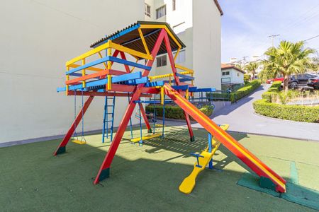Apartamento à venda com 60m², 2 quartos e 1 vaga Apartamento à venda com 60m², 2 quartos e 1 vagaÁrea comum - Playground