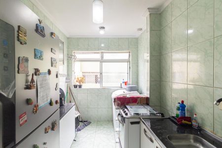 Apartamento à venda com 60m², 2 quartos e 1 vaga Apartamento à venda com 60m², 2 quartos e 1 vagaCozinha e área de serviço