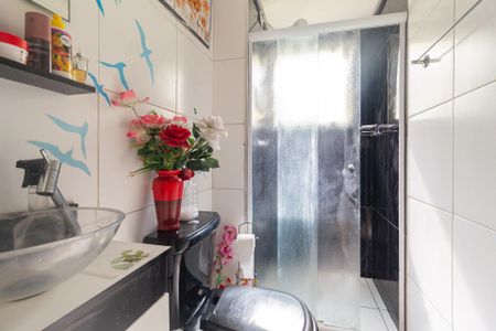 Apartamento à venda com 60m², 2 quartos e 1 vaga Apartamento à venda com 60m², 2 quartos e 1 vagaBanheiro