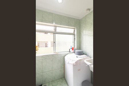 Apartamento à venda com 60m², 2 quartos e 1 vaga Apartamento à venda com 60m², 2 quartos e 1 vagaCozinha e área de serviço