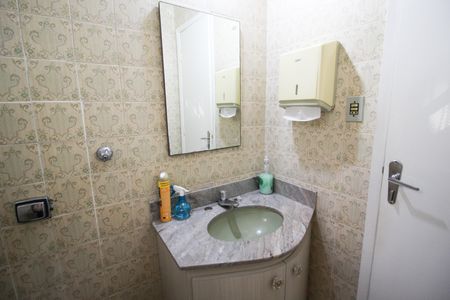 Lavabo de casa para alugar com 3 quartos, 166m² em Planalto Paulista, São Paulo