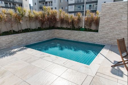 Apartamento para alugar com 66m², 2 quartos e 2 vagasÁrea comum - Piscina