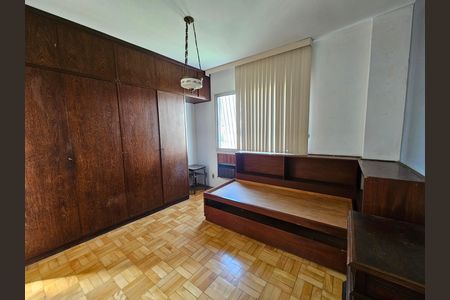 Apartamento à venda com 70m², 2 quartos e 1 vaga Apartamento à venda com 70m², 2 quartos e 1 vagaSuíte