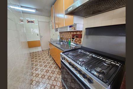 Apartamento à venda com 70m², 2 quartos e 1 vaga Apartamento à venda com 70m², 2 quartos e 1 vagaCozinha