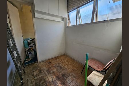 Apartamento à venda com 70m², 2 quartos e 1 vaga Apartamento à venda com 70m², 2 quartos e 1 vagaQuarto de Serviço
