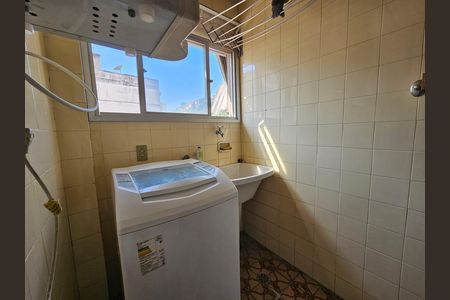 Apartamento à venda com 70m², 2 quartos e 1 vaga Apartamento à venda com 70m², 2 quartos e 1 vagaÁrea de Serviço