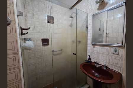 Apartamento à venda com 70m², 2 quartos e 1 vaga Apartamento à venda com 70m², 2 quartos e 1 vagaBanheiro social