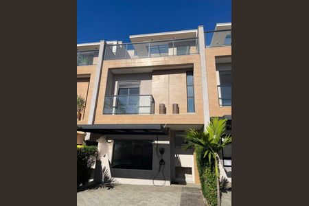 Casa de condomínio para alugar com 150m², 3 quartos e 2 vagas
