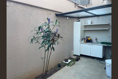 Casa de condomínio para alugar com 150m², 3 quartos e 2 vagas