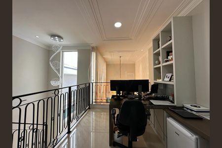 Casa de condomínio à venda com 241m², 4 quartos e 4 vagas