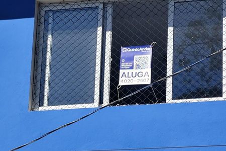 Casa para alugar com 75m², 2 quartos e sem vagaPlaquinha
