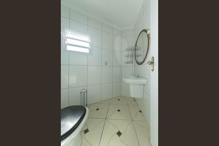 Casa para alugar com 75m², 2 quartos e sem vagaBanheiro da Suíte
