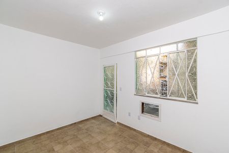 Kitnet de casa para alugar com 1 quarto, 35m² em Vicente de Carvalho, Rio de Janeiro