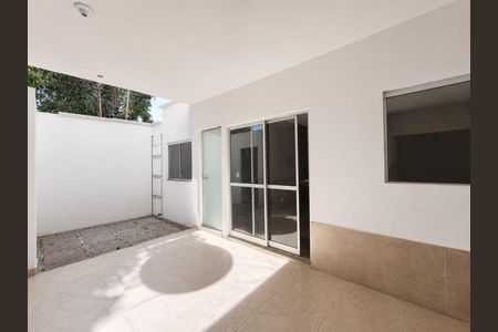Casa para alugar com 184m², 4 quartos e 2 vagasÁrea externa