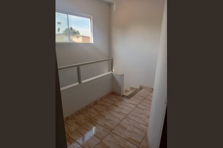 Casa para alugar com 184m², 4 quartos e 2 vagasCorredor
