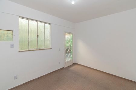 Quarto de casa para alugar com 1 quarto, 35m² em Vicente de Carvalho, Rio de Janeiro