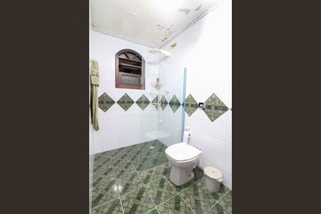 Casa para alugar com 200m², 3 quartos e 2 vagas Casa para alugar com 200m², 3 quartos e 2 vagasBanheiro da Suíte