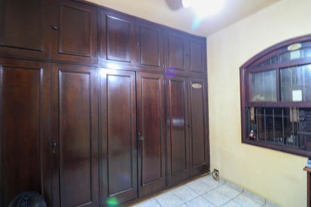 Casa para alugar com 200m², 3 quartos e 2 vagas Casa para alugar com 200m², 3 quartos e 2 vagasQuarto 3