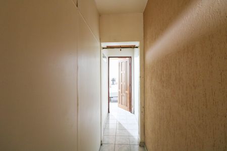 Casa para alugar com 200m², 3 quartos e 2 vagas Casa para alugar com 200m², 3 quartos e 2 vagasCorredor