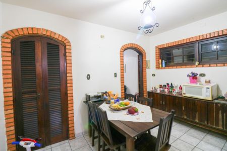 Casa para alugar com 200m², 3 quartos e 2 vagas Casa para alugar com 200m², 3 quartos e 2 vagasSala de Jantar