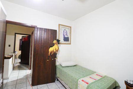 Casa para alugar com 200m², 3 quartos e 2 vagas Casa para alugar com 200m², 3 quartos e 2 vagasQuarto 2
