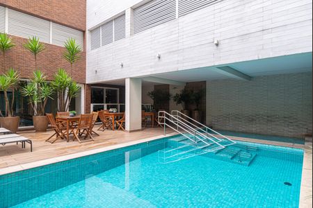 Apartamento à venda com 68m², 2 quartos e 1 vaga Apartamento à venda com 68m², 2 quartos e 1 vagaÁrea comum - Piscina