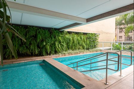 Apartamento à venda com 68m², 2 quartos e 1 vaga Apartamento à venda com 68m², 2 quartos e 1 vagaÁrea comum - Piscina