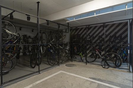 Apartamento à venda com 68m², 2 quartos e 1 vaga Apartamento à venda com 68m², 2 quartos e 1 vagaÁrea comum - Bicicletário