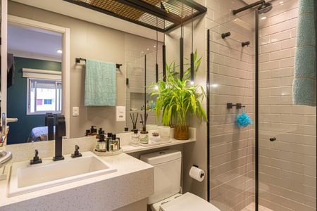 Apartamento à venda com 68m², 2 quartos e 1 vaga Apartamento à venda com 68m², 2 quartos e 1 vagaBanheiro da Suíte