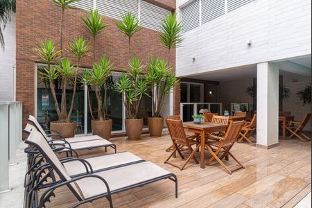 Apartamento à venda com 68m², 2 quartos e 1 vaga Apartamento à venda com 68m², 2 quartos e 1 vagaÁrea comum - Solário