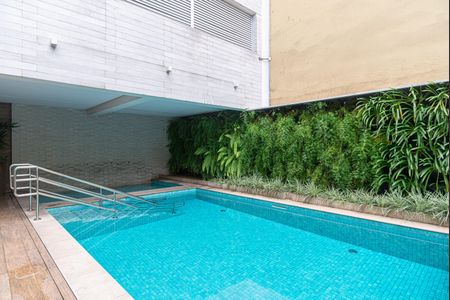 Apartamento à venda com 68m², 2 quartos e 1 vaga Apartamento à venda com 68m², 2 quartos e 1 vagaÁrea comum - Piscina