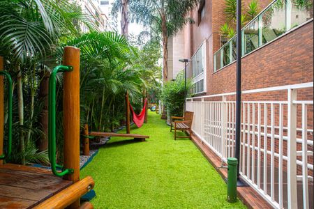 Apartamento à venda com 68m², 2 quartos e 1 vaga Apartamento à venda com 68m², 2 quartos e 1 vagaÁrea comum - Playground