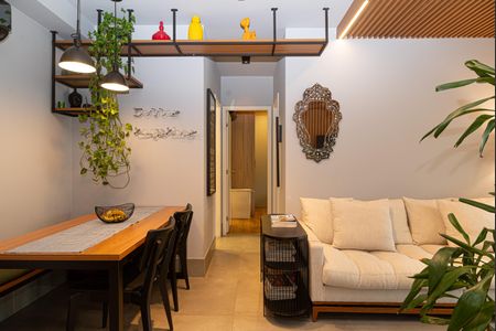 Sala de apartamento à venda com 2 quartos, 68m² em Bela Vista, São Paulo