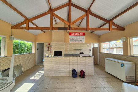 Apartamento para alugar com 42m², 2 quartos e 1 vaga Apartamento para alugar com 42m², 2 quartos e 1 vagaÁrea comum - Salão de festas