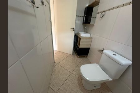 Casa para alugar com 85m², 2 quartos e sem vaga Casa para alugar com 85m², 2 quartos e sem vagaBanheiro da Suíte