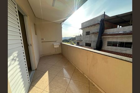 Casa para alugar com 85m², 2 quartos e sem vaga Casa para alugar com 85m², 2 quartos e sem vagaVaranda