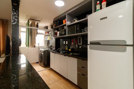 Apartamento à venda com 48m², 2 quartos e 1 vagaCozinha e Área de Serviço