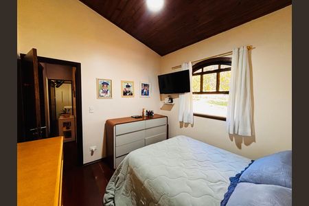 Quarto de casa à venda com 4 quartos, 500m² em Portal da Serra, Barueri