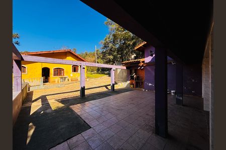 Garagem de casa à venda com 4 quartos, 500m² em Portal da Serra, Barueri
