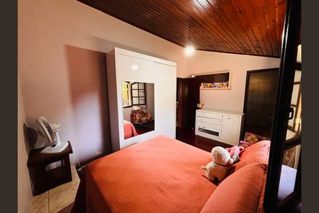 Casa à venda com 600m², 4 quartos e 6 vagas Casa à venda com 600m², 4 quartos e 6 vagasSuíte 1