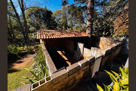 Canil de casa à venda com 4 quartos, 500m² em Portal da Serra, Barueri