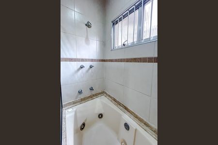 Casa para alugar com 150m², 3 quartos e 2 vagasBanheiro da Suíte