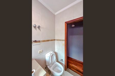 Casa para alugar com 150m², 3 quartos e 2 vagasBanheiro