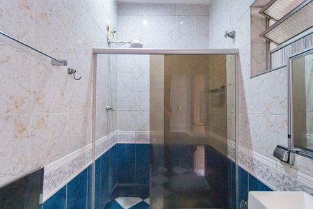Banheiro de casa para alugar com 1 quarto, 20m² em Cambuci, São Paulo