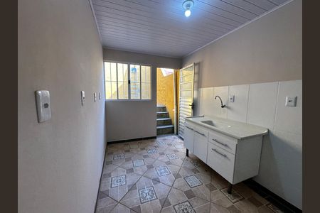 Casa para alugar com 45m², 1 quarto e sem vaga Casa para alugar com 45m², 1 quarto e sem vagaCozinha