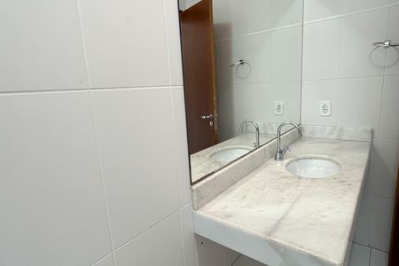 Casa para alugar com 166m², 3 quartos e 4 vagas Casa para alugar com 166m², 3 quartos e 4 vagasBanheiro