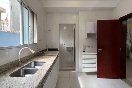 Casa para alugar com 166m², 3 quartos e 4 vagas Casa para alugar com 166m², 3 quartos e 4 vagasCozinha