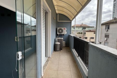 Casa para alugar com 166m², 3 quartos e 4 vagas Casa para alugar com 166m², 3 quartos e 4 vagasVaranda da Suite
