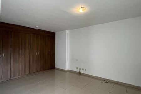 Casa para alugar com 166m², 3 quartos e 4 vagas Casa para alugar com 166m², 3 quartos e 4 vagasSuite